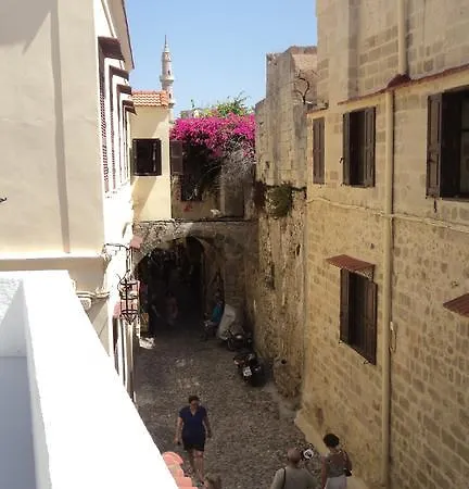 Stavros بيت ضيافة Rhodes City