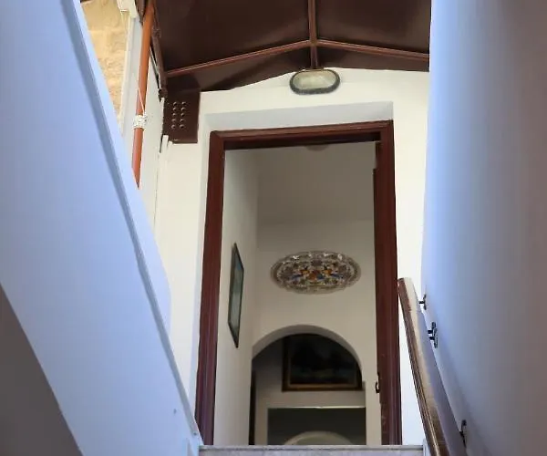 Stavros 게스트하우스 3*