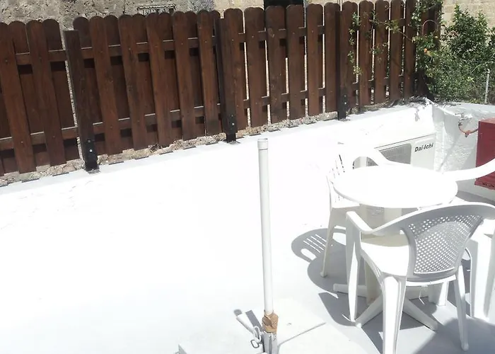 Stavros 게스트하우스 3*