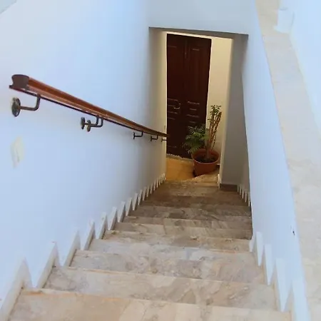 Stavros Gæstehus 3*