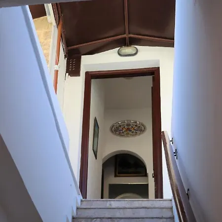 Stavros Gæstehus 3*