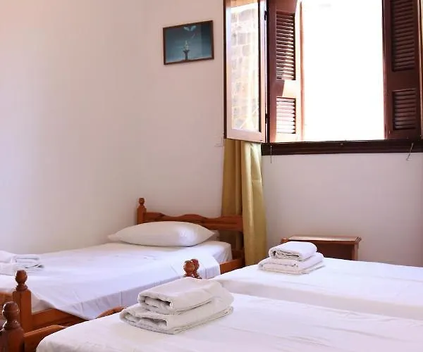 بيت ضيافة Stavros 3*