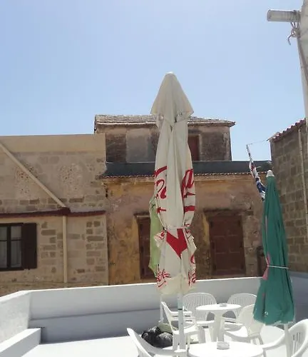 بيت ضيافة Stavros Rhodes City